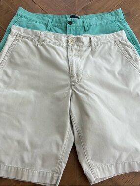 Two pair gap flat front 10 inch men’s short size 35